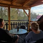 Pod świerkami *