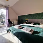 Apartament Pod świerkami *